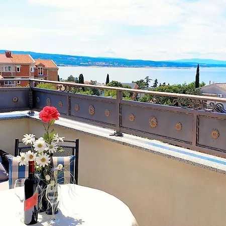 Ana Apartment